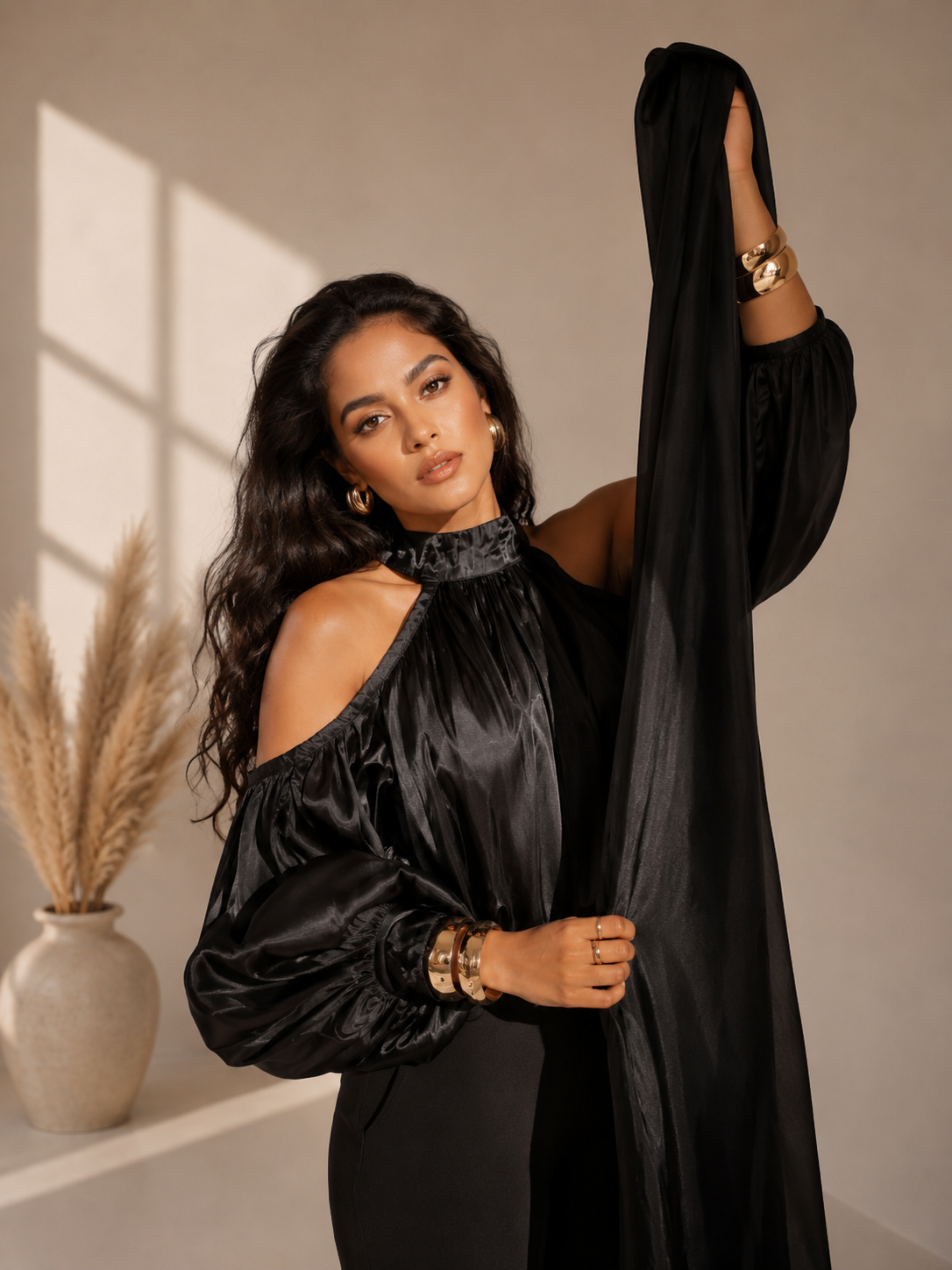 An Open Shoulders Blouse With Neck Scarf
