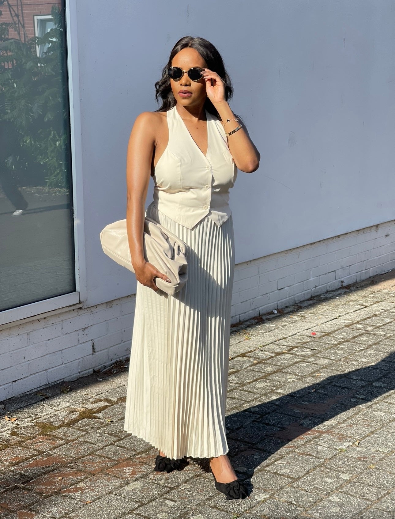 Halter-neck Single Breasted Design & Matching Skirt 2-Piece-Set