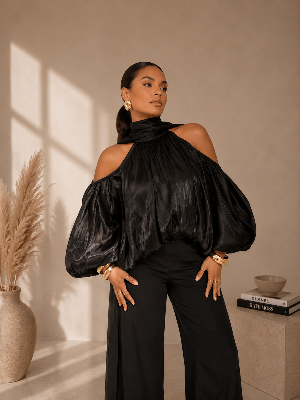 An Open Shoulders Blouse With Neck Scarf