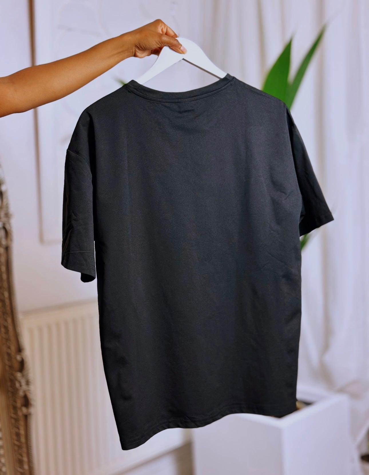 Black Scripture T-shirt UNISEX