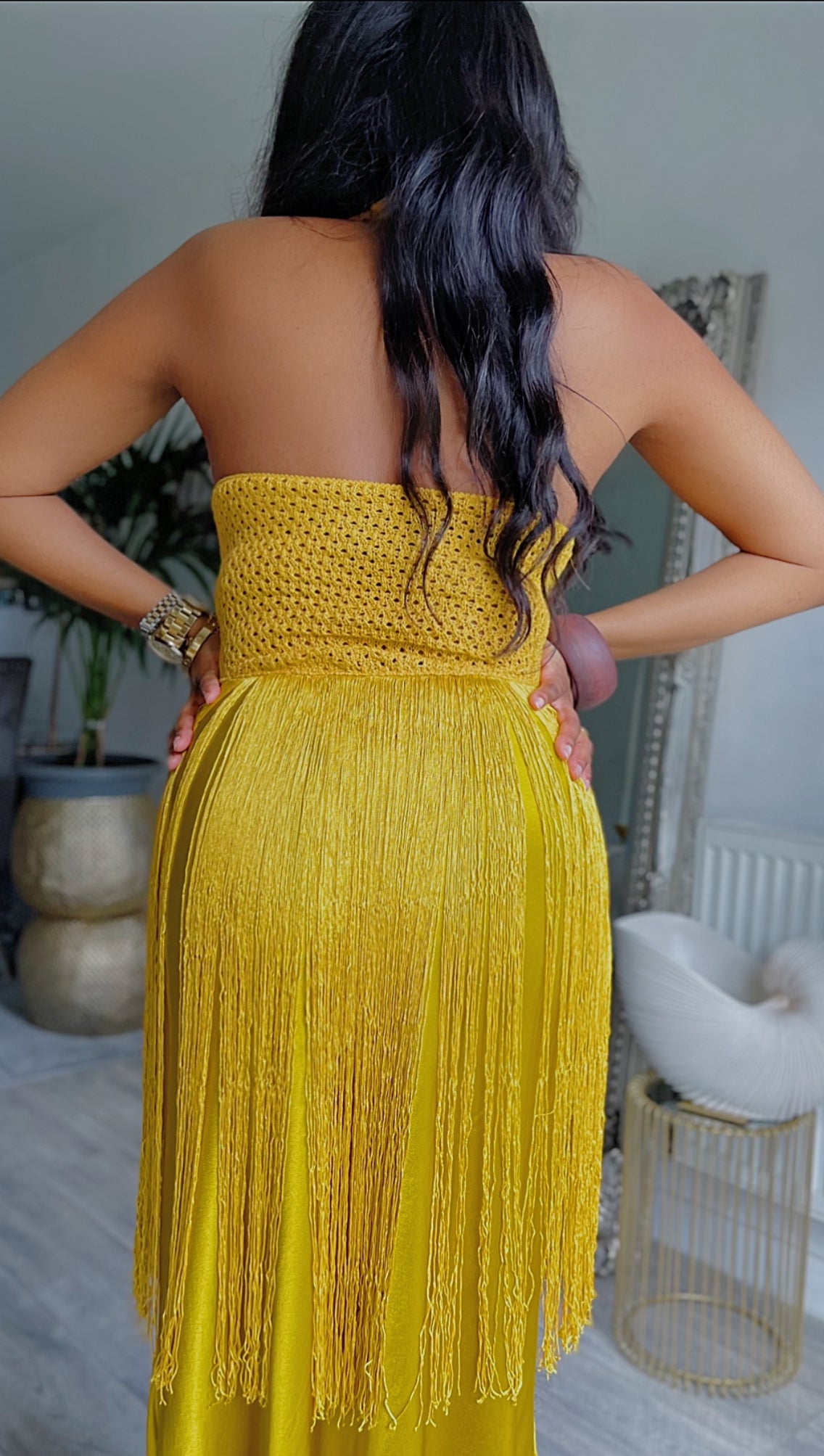 Flower Halter-neck Knitted Top With Tassels
