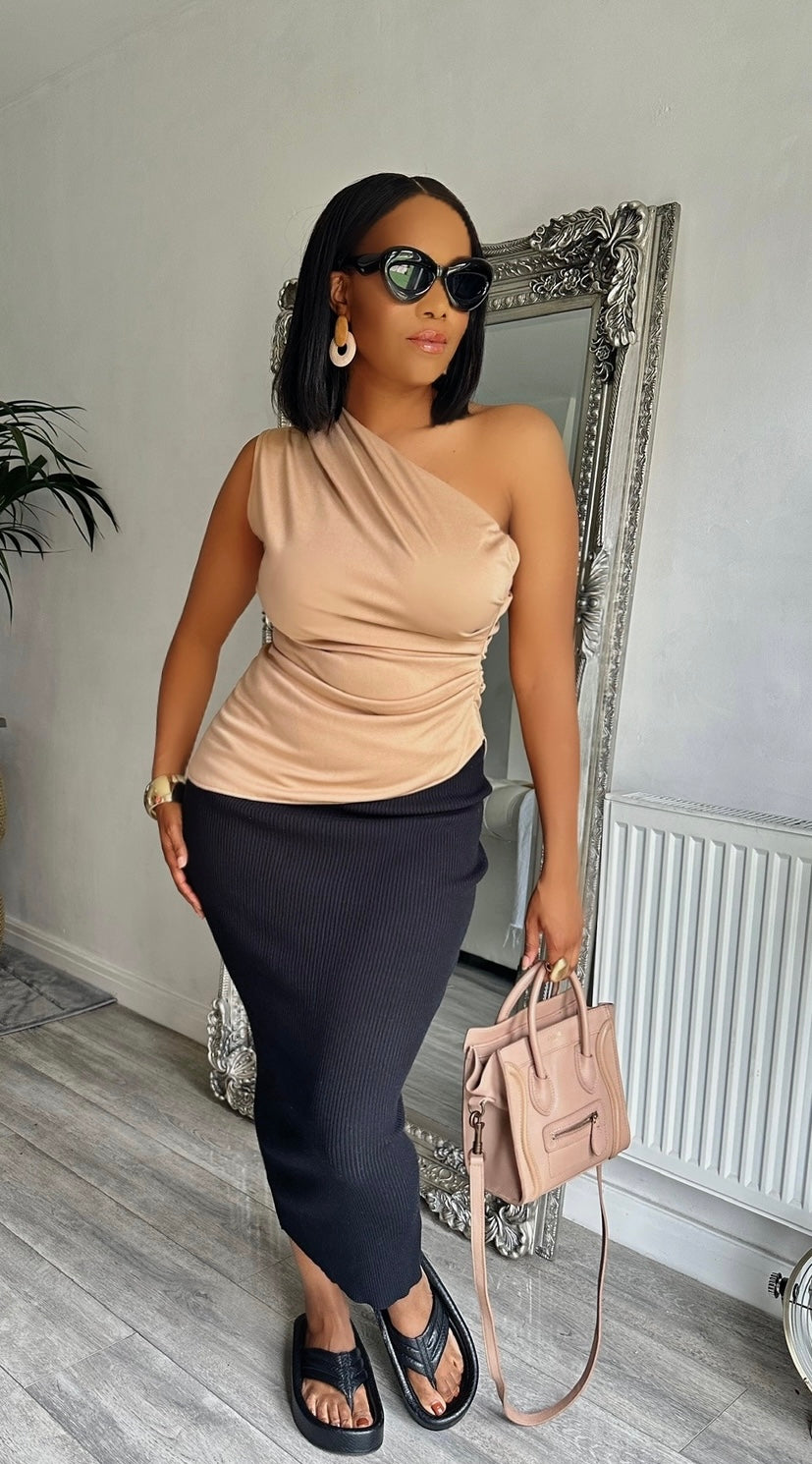 One Shoulder Ruched Side Asymmetrical Hem Top